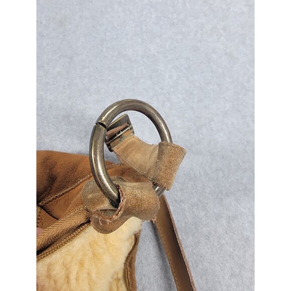Ugg Sling Hobo Bag Brown Medium Sherpa Shearling Zip Suede Boho Distressed - Picture 12 of 13